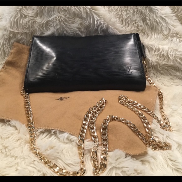 Louis Vuitton Handbags - Louis Vuitton Epi Pochette